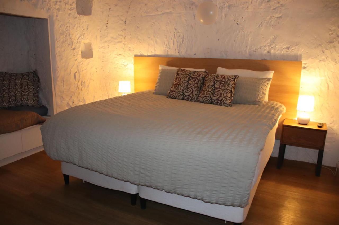Holly Place Coober Pedy Bagian luar foto